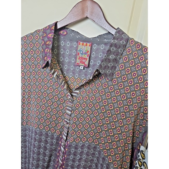 Johnny Was Mixed print Multi-color Roll-tab sleeve Rayon Button Top M Oversized